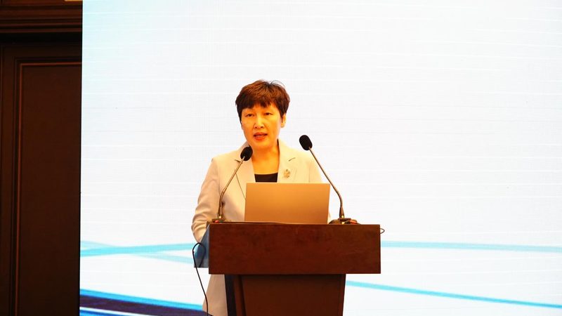 以下是一份商标变更申请书的模板，供企业参考：